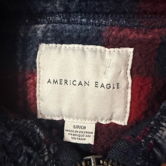 American Eagle Red & Navy Crop Plaid Quarter Zip-Up Fleece Pullover Thick Small - Picture 3 of 6